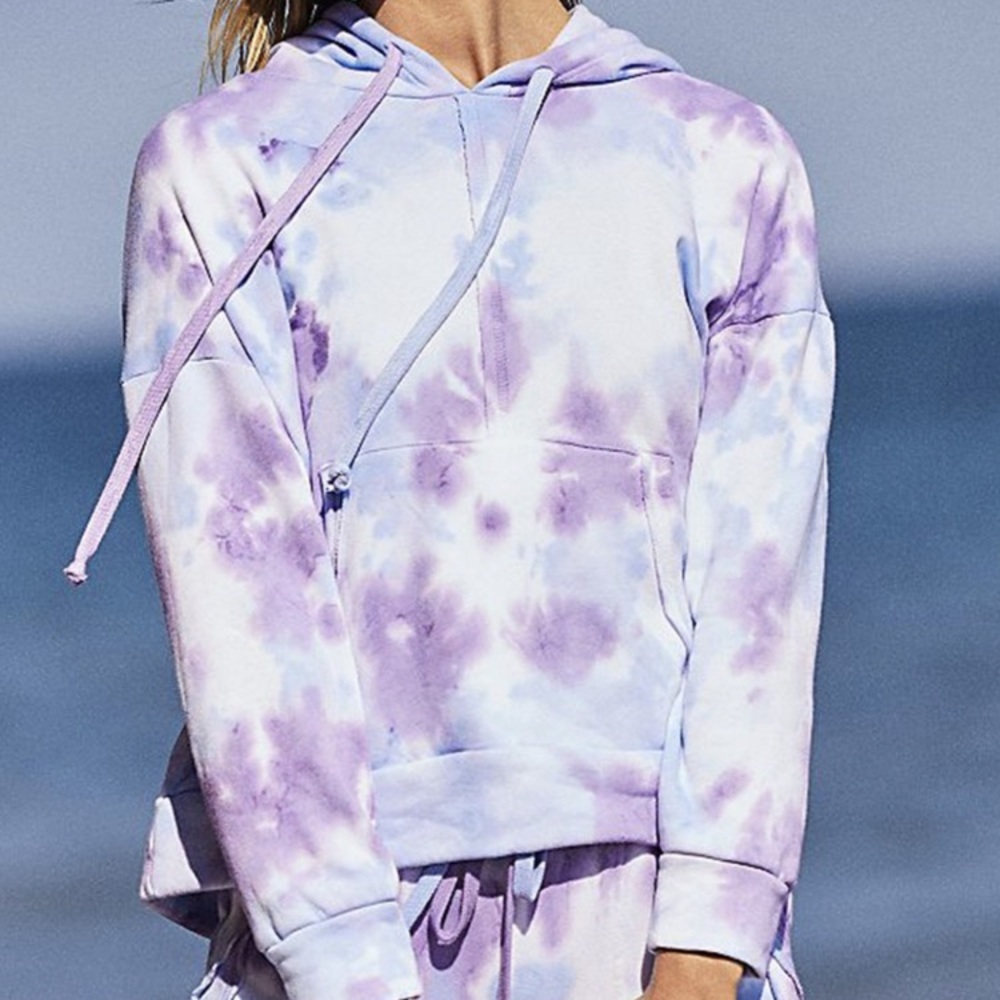 (A5) NEW Free People Movement Purple Tie Dye Work It Out Hoodie, Sz Small, NWOT - Picture 2 of 14